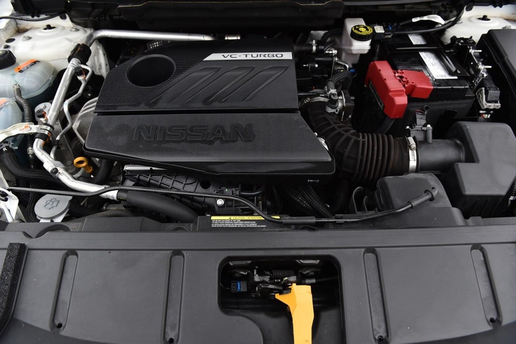 Nissan Rogue Vehicle Image 23