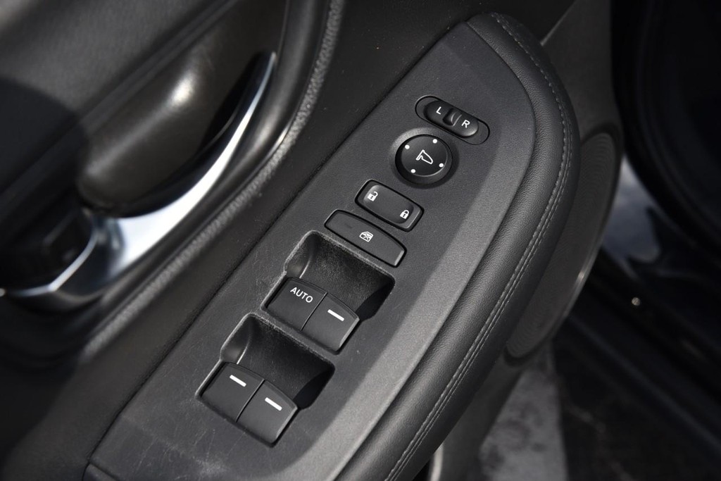 Honda HR-V Vehicle Image 08