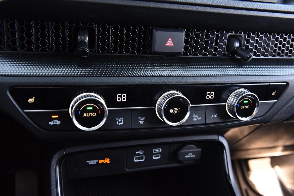 Honda CR-V Vehicle Image 15