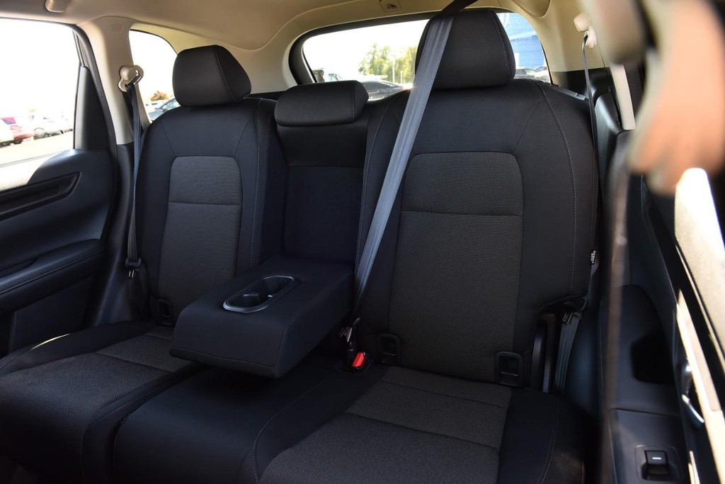 Honda CR-V Vehicle Image 23