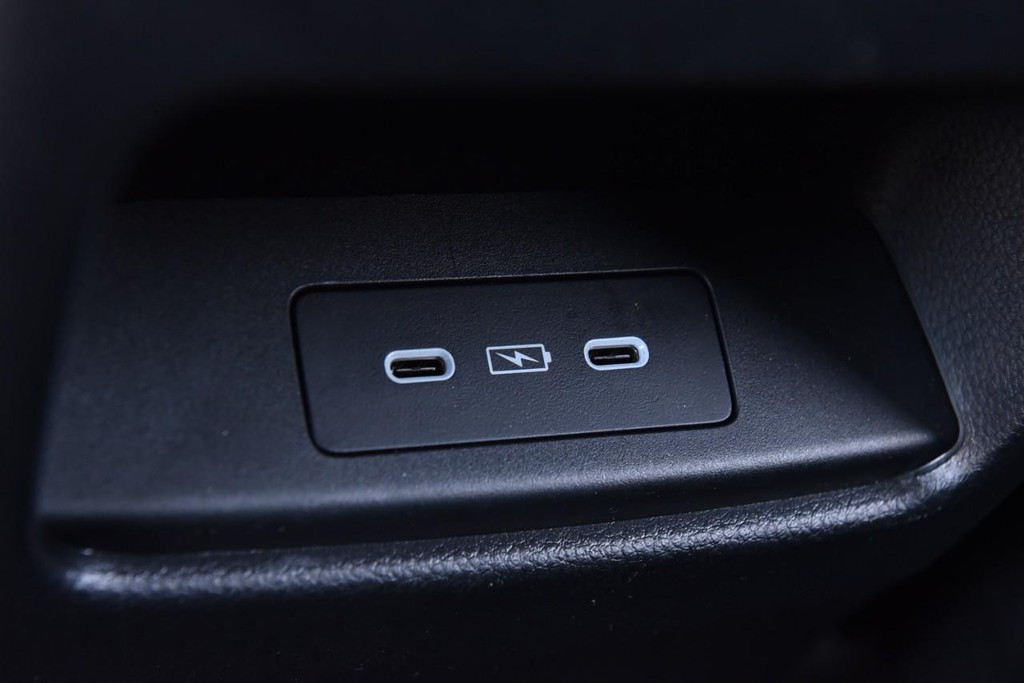 Honda CR-V Vehicle Image 25