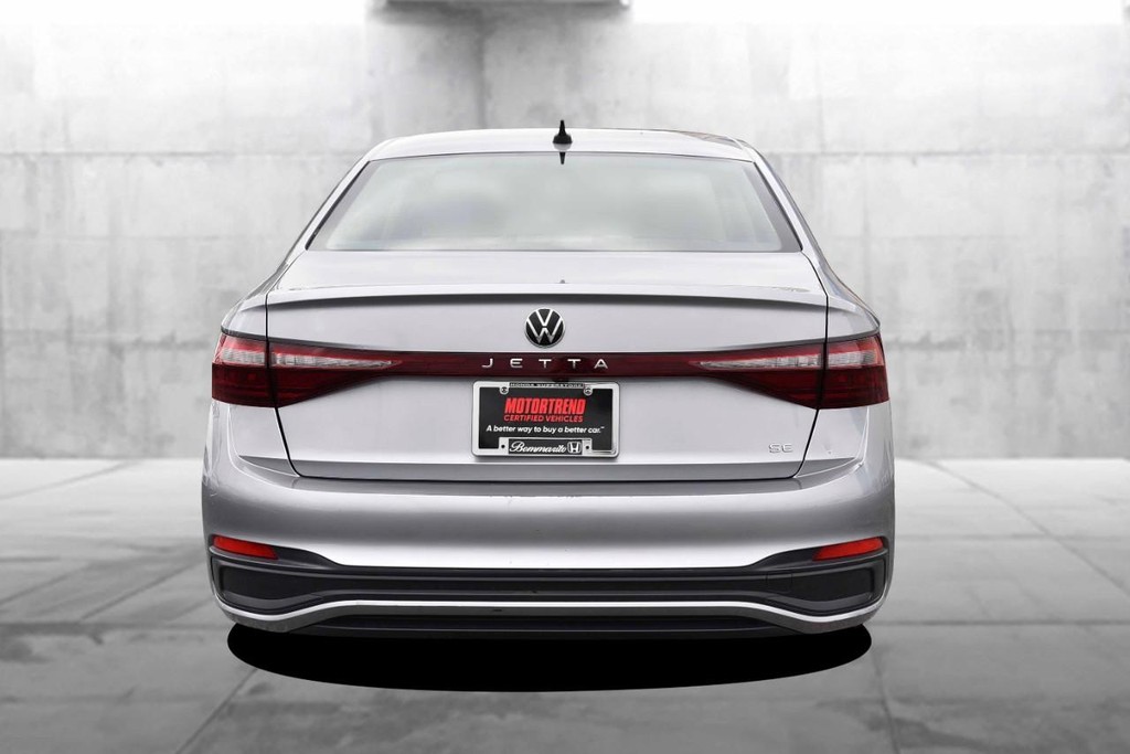 Volkswagen Jetta Vehicle Image 06