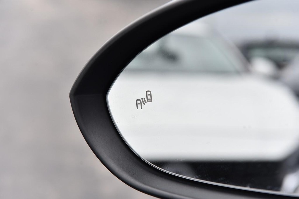 Volkswagen Jetta Vehicle Image 10