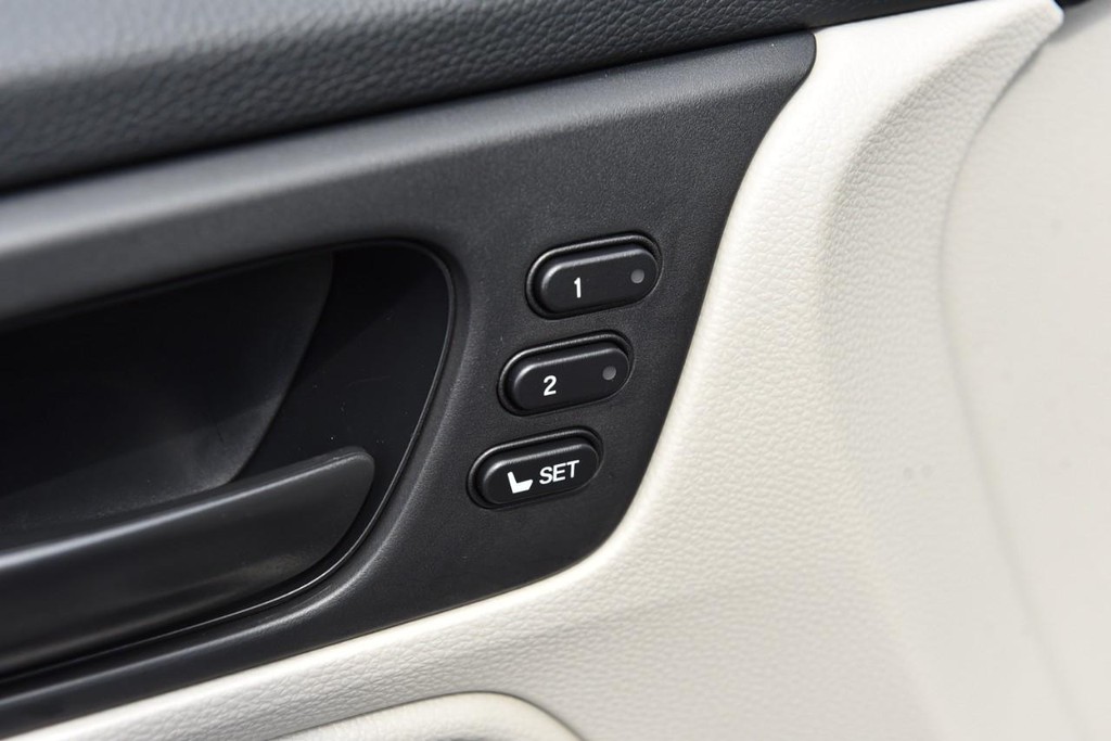 Honda Odyssey Vehicle Image 09