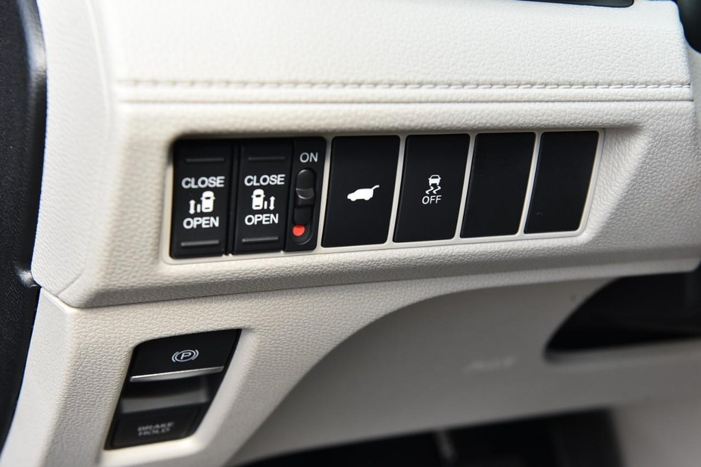 Honda Odyssey Vehicle Image 11