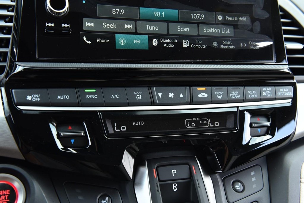Honda Odyssey Vehicle Image 16