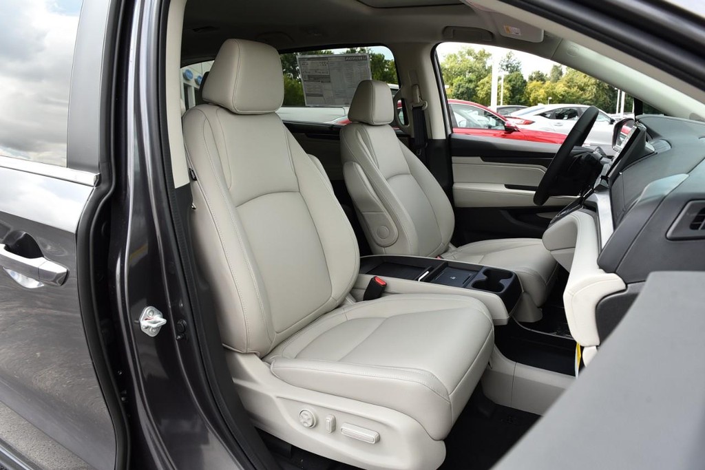 Honda Odyssey Vehicle Image 24