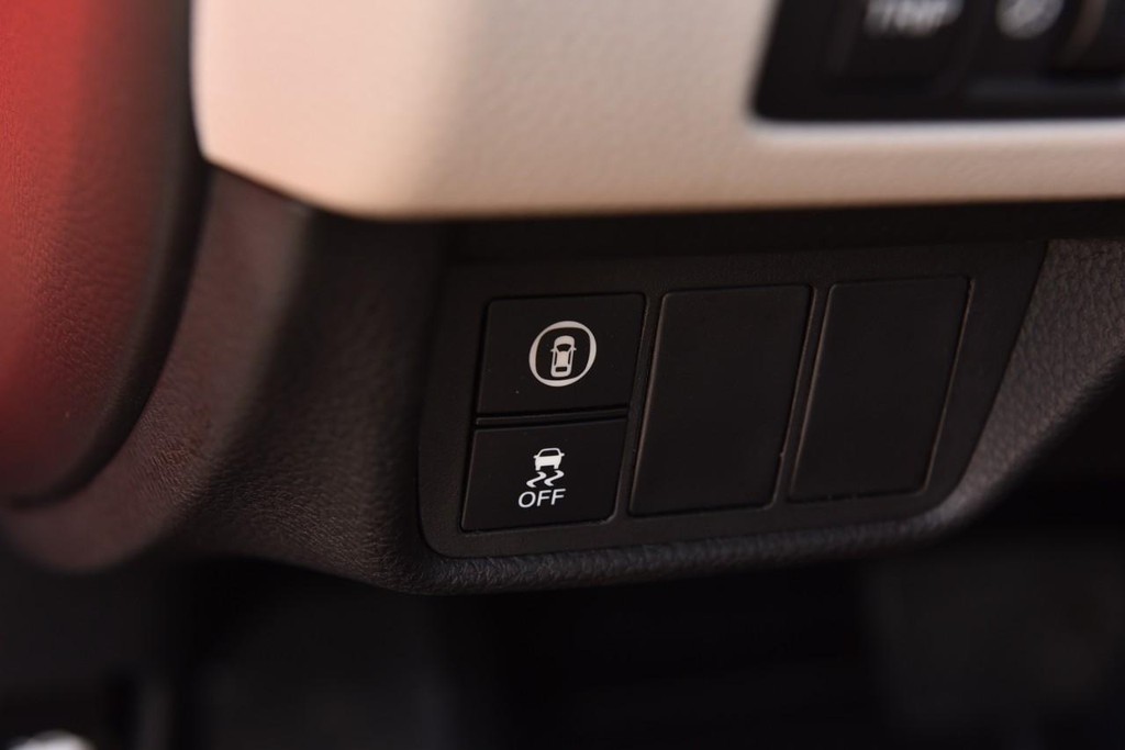 Honda Accord Sedan Vehicle Full-screen Gallery Image 10