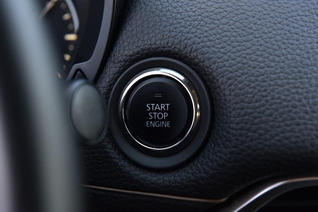 Mazda CX-90 Vehicle Full-screen Gallery Image 14
