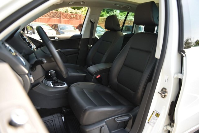 Volkswagen Tiguan Vehicle Image 17