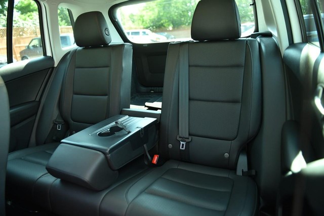Volkswagen Tiguan Vehicle Image 20