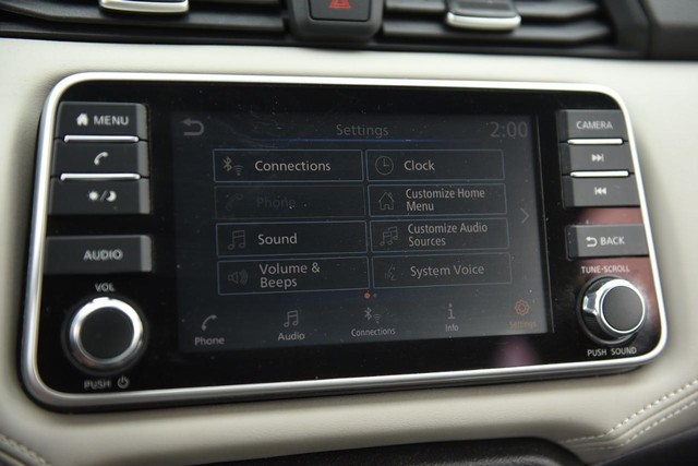 Nissan Versa Vehicle Image 14