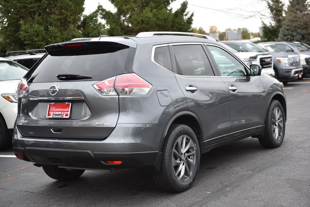 Nissan Rogue Vehicle Image 05
