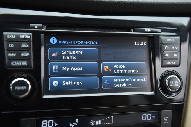 Nissan Rogue Vehicle Image 18