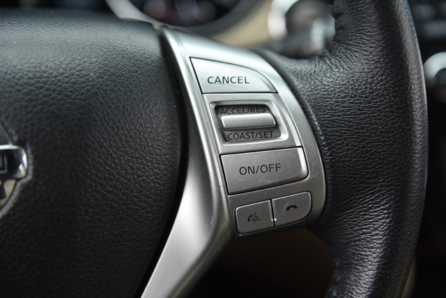 Nissan Rogue Vehicle Image 20