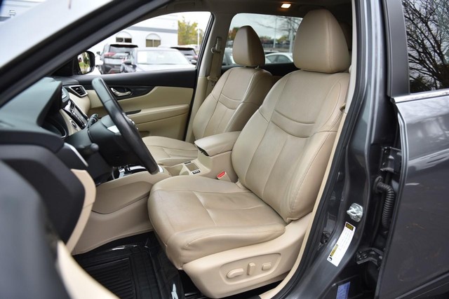 Nissan Rogue Vehicle Image 22