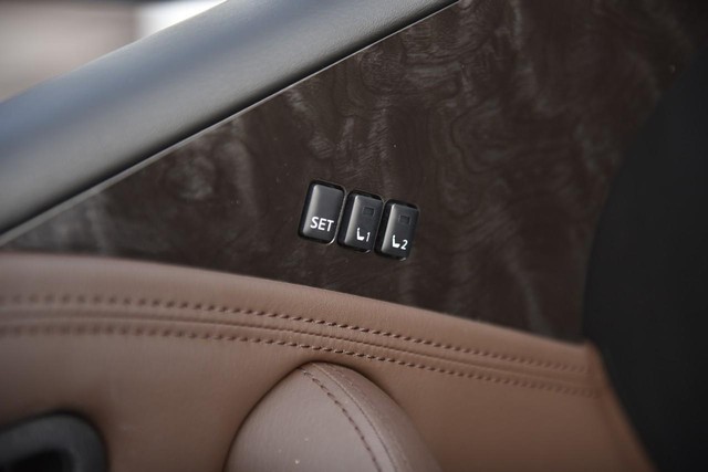 Nissan Armada Vehicle Image 09