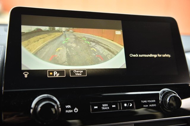 Nissan Armada Vehicle Image 21