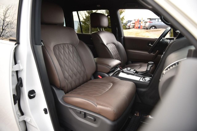 Nissan Armada Vehicle Image 25