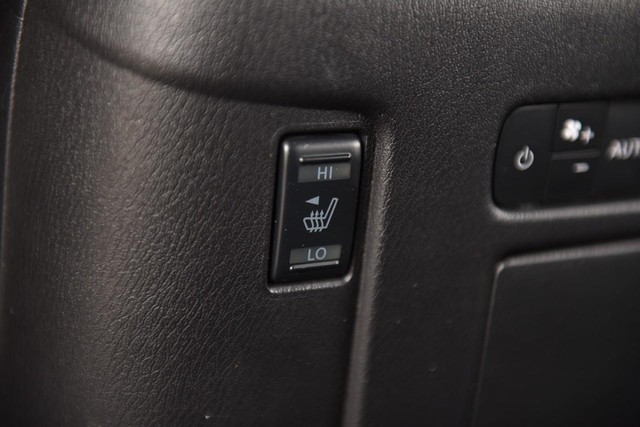 Nissan Armada Vehicle Image 30