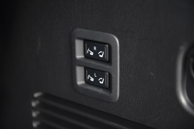 Nissan Armada Vehicle Image 34