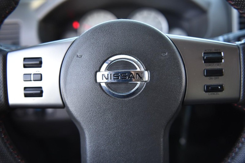 Nissan Xterra Vehicle Image 16