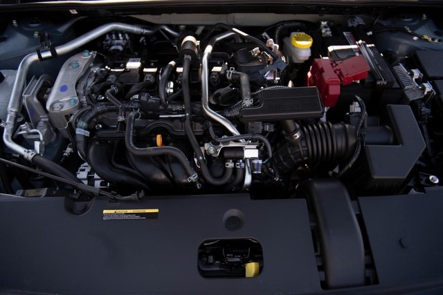 Nissan Sentra Vehicle Image 23