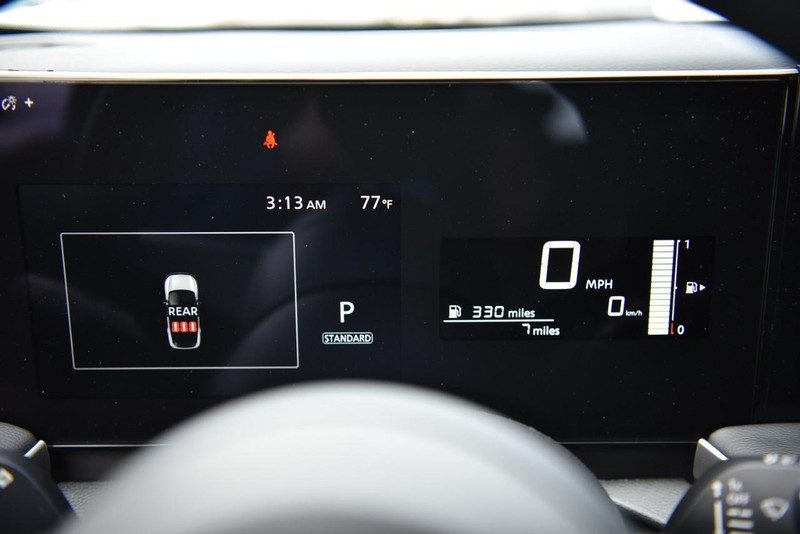 Nissan Kicks Vehicle Image 11