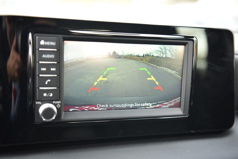 Nissan Kicks Vehicle Image 12