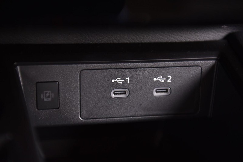 Nissan Kicks Vehicle Image 15