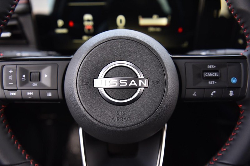 Nissan Kicks Vehicle Image 19