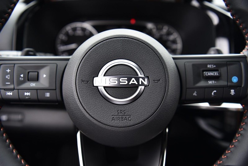 Nissan Pathfinder Vehicle Image 19
