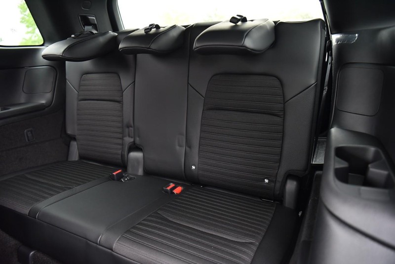 Nissan Pathfinder Vehicle Image 25