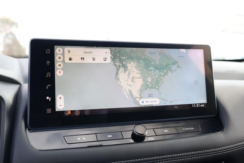 Nissan Rogue Vehicle Image 18