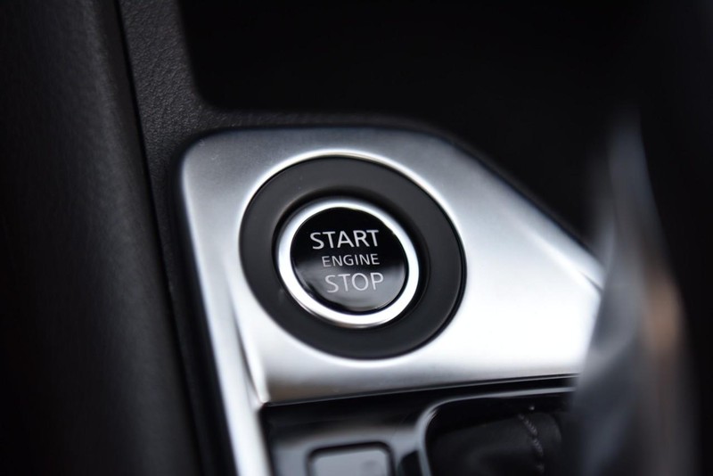 Nissan Sentra Vehicle Image 17