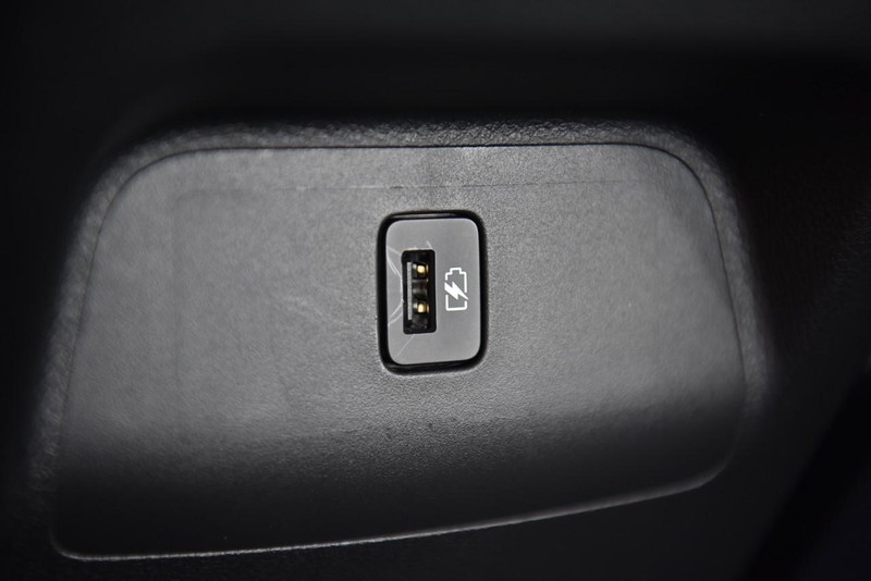Nissan Sentra Vehicle Image 22