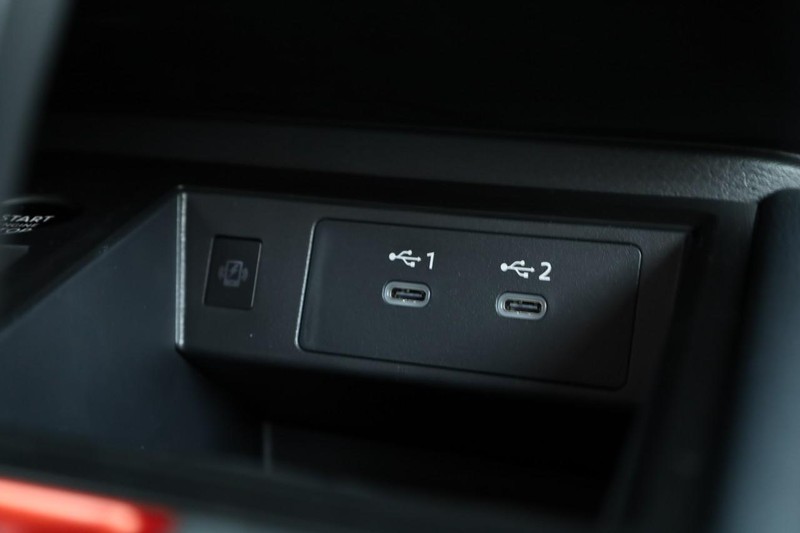 Nissan Kicks Vehicle Image 17