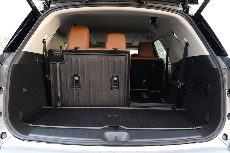 Nissan Pathfinder Vehicle Image 10