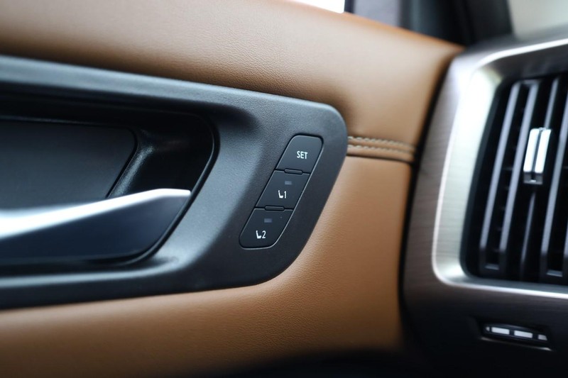 Nissan Pathfinder Vehicle Image 27