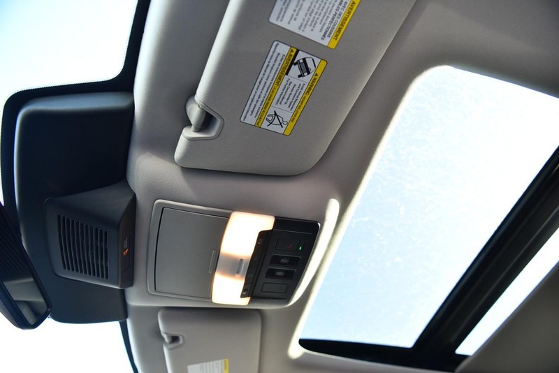 Nissan Pathfinder Vehicle Image 21