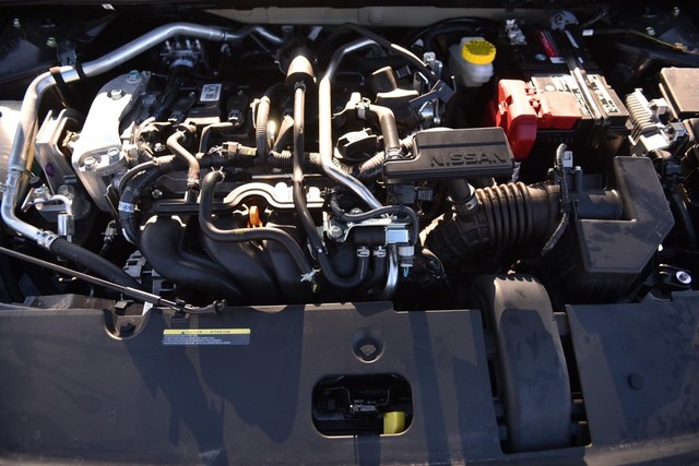 Nissan Sentra Vehicle Image 22