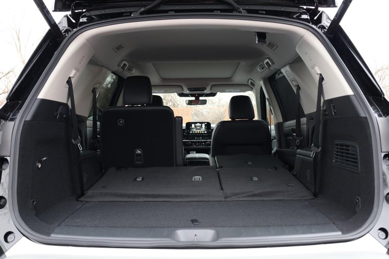 Nissan Pathfinder Vehicle Image 08