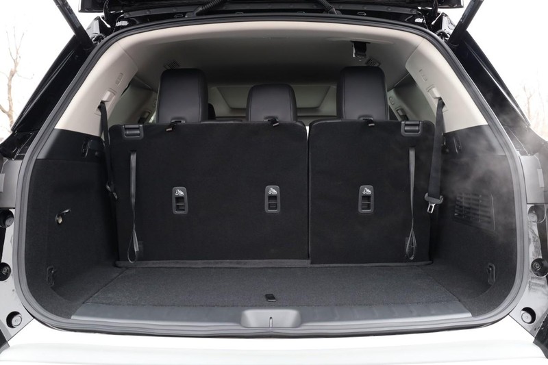 Nissan Pathfinder Vehicle Image 10