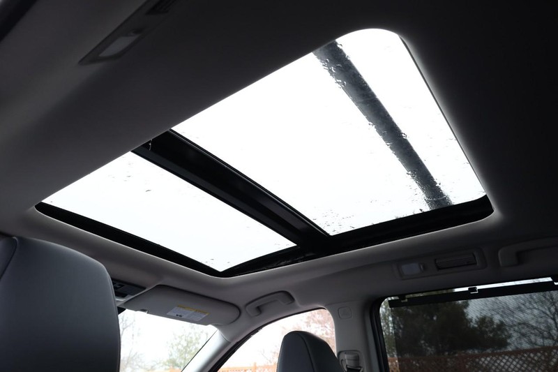Nissan Pathfinder Vehicle Image 13