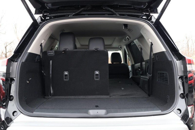 Nissan Pathfinder Vehicle Image 09
