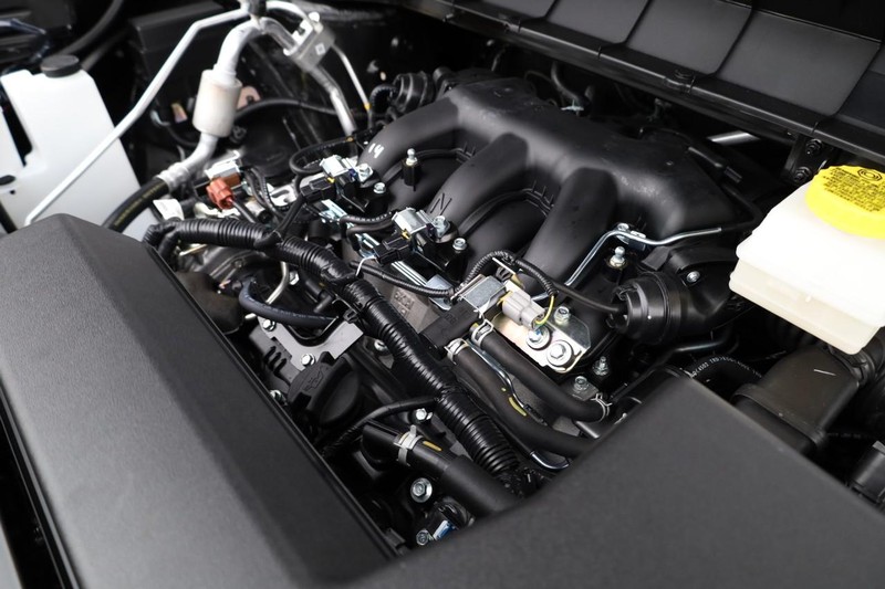 Nissan Pathfinder Vehicle Image 32