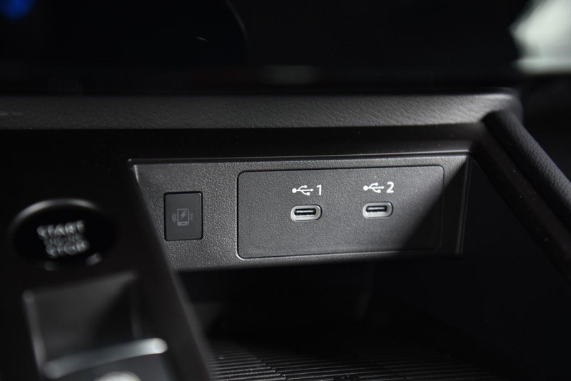 Nissan Kicks Vehicle Image 19