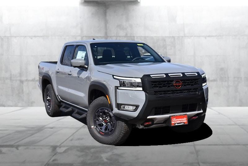 Nissan Frontier Vehicle Image 02