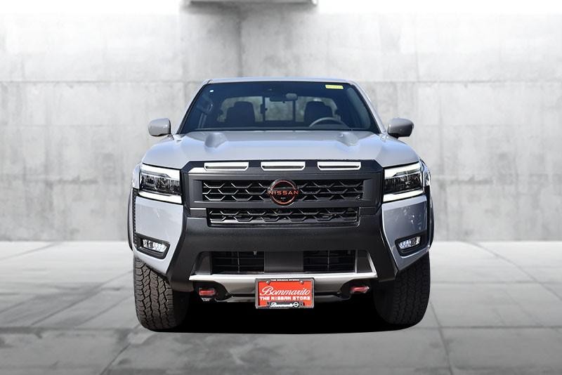 Nissan Frontier Vehicle Image 04