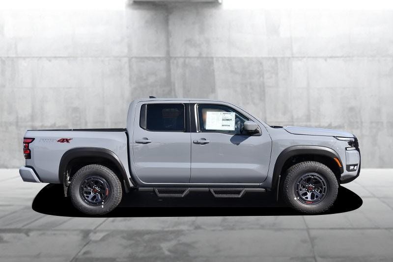Nissan Frontier Vehicle Image 05